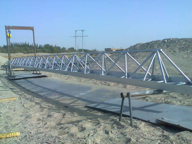 伊宁市专业承揽大中小型喷涂翻新施工业务！